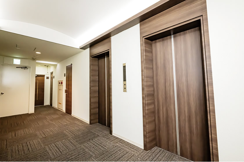 山陽ビルエレベーターホール