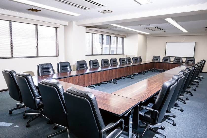 山陽ビル会議室
